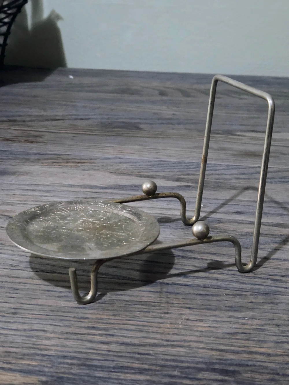 Vintage Brass Tea Cup & Saucer Display Stand
